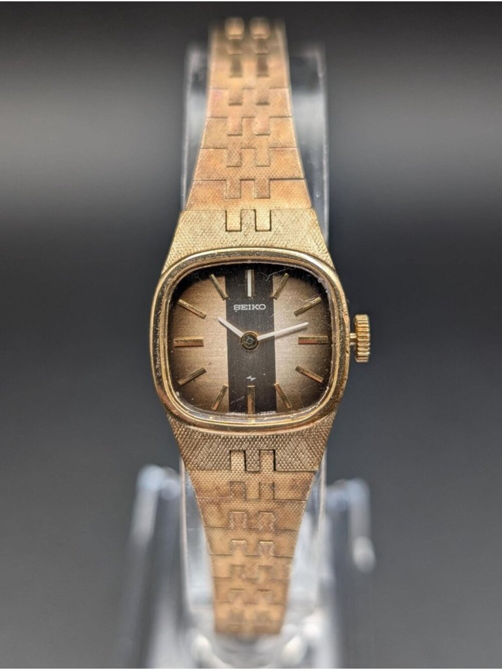 Vintage Seiko Gold-Tone Mechanical Ladies Watch, Cushion Case Textured Bracelet